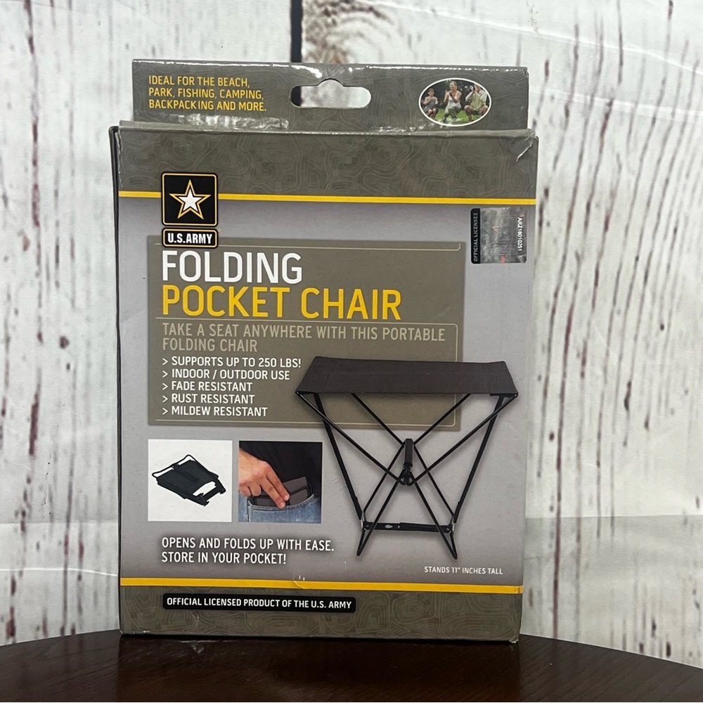 U.S. Army Olive Green and Black Folding Pocket Chair in box never used